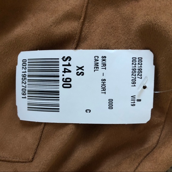 Suede skirt - Picture 2 of 2